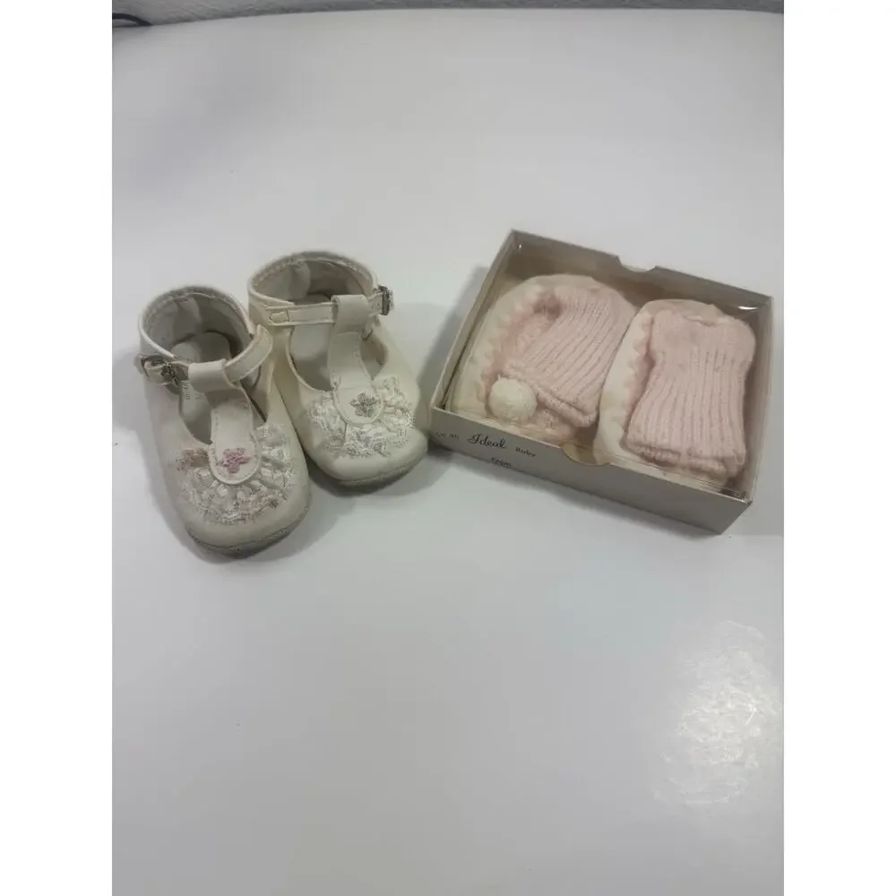 Vintage Baby Shoes Mrs. Day’s Ideal Baby Shoe 7-9 Mo New In Box + T Strap Shoes